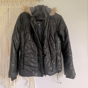 Zermatt black winter puffer coat with faux fur
